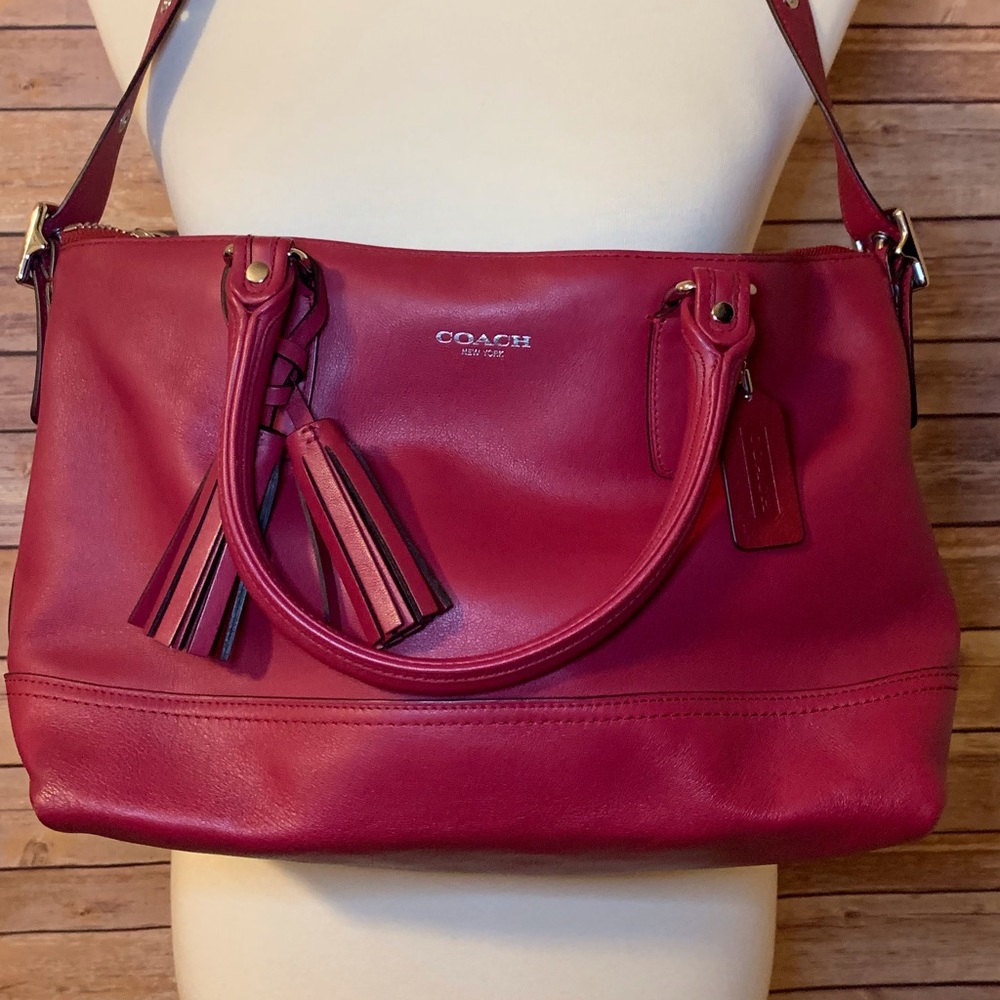 Pre-loved Coach handbag